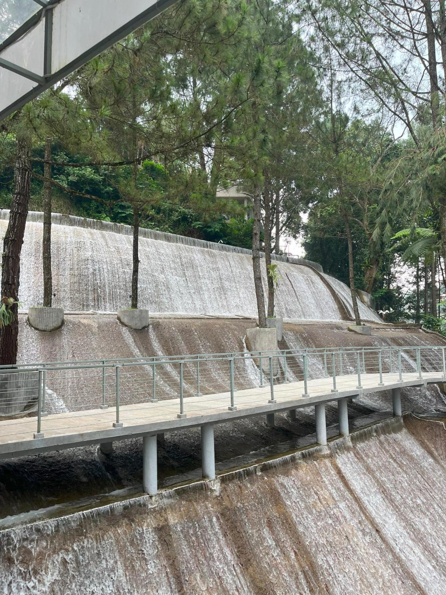 Heha Waterfall Suites & Camping Ground Paragajen Kültér fotó